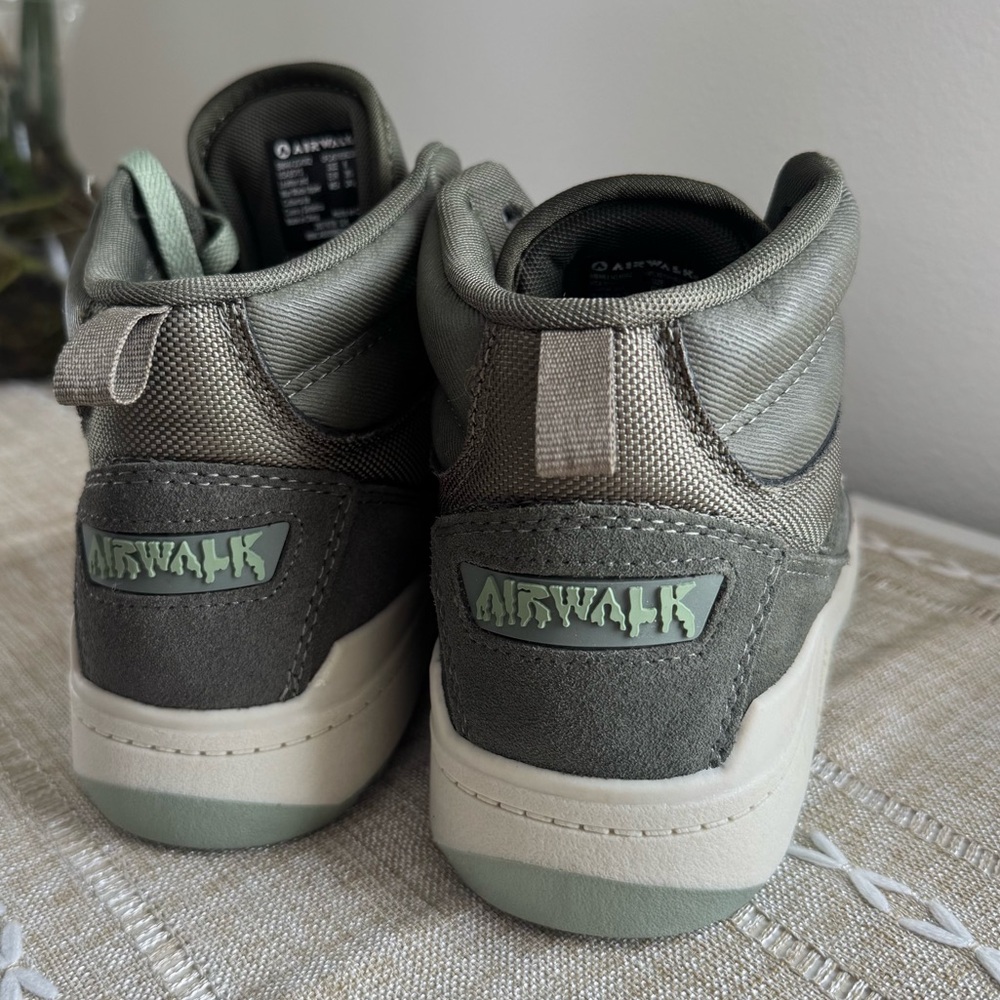 Airwalk Anchor Sneakers NWOT - Picture 7 of 8